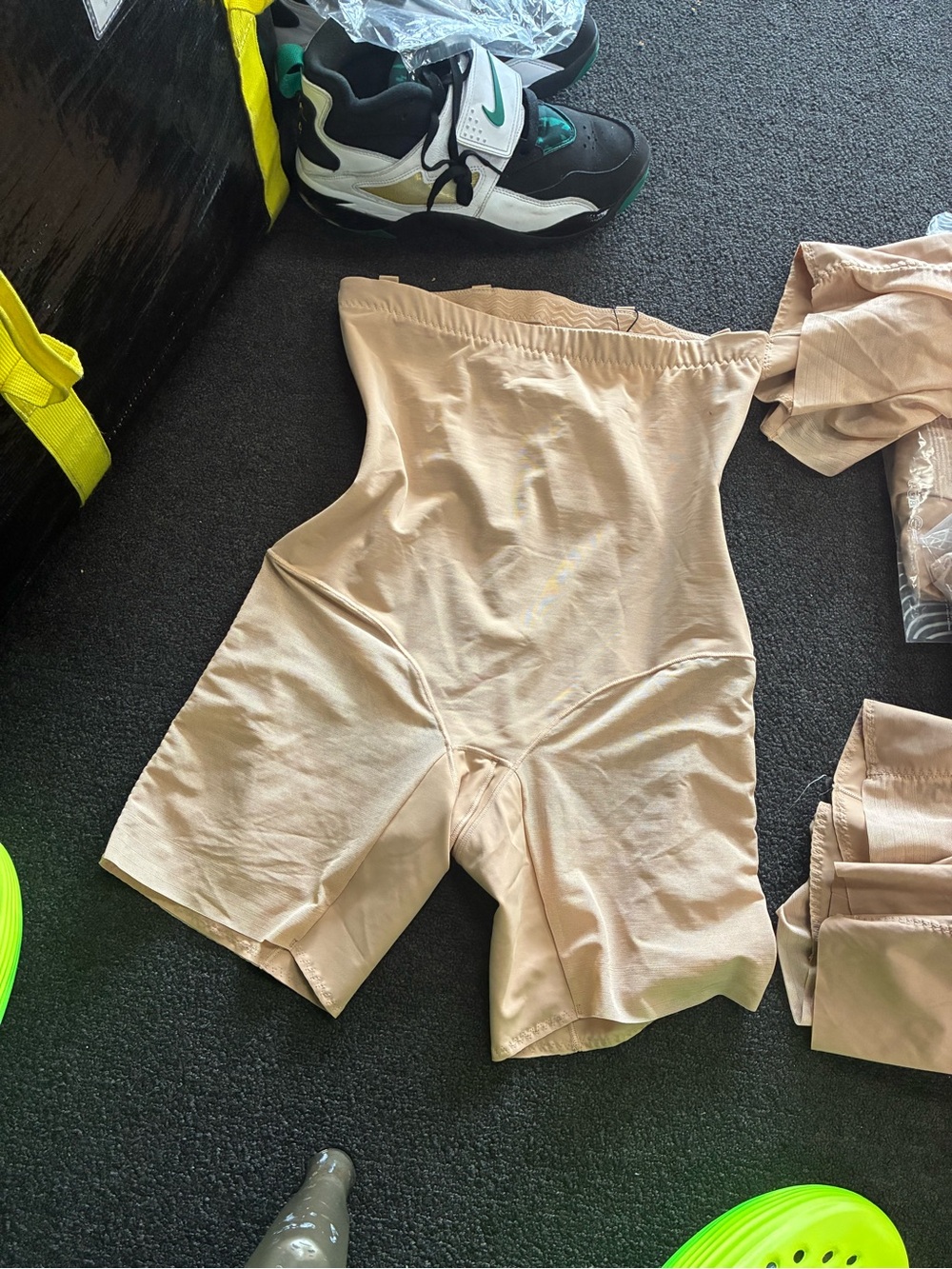 Women’s Honeylove Superpower Short New SZ Large Sand NWT